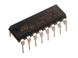 تراشه درایور L293D